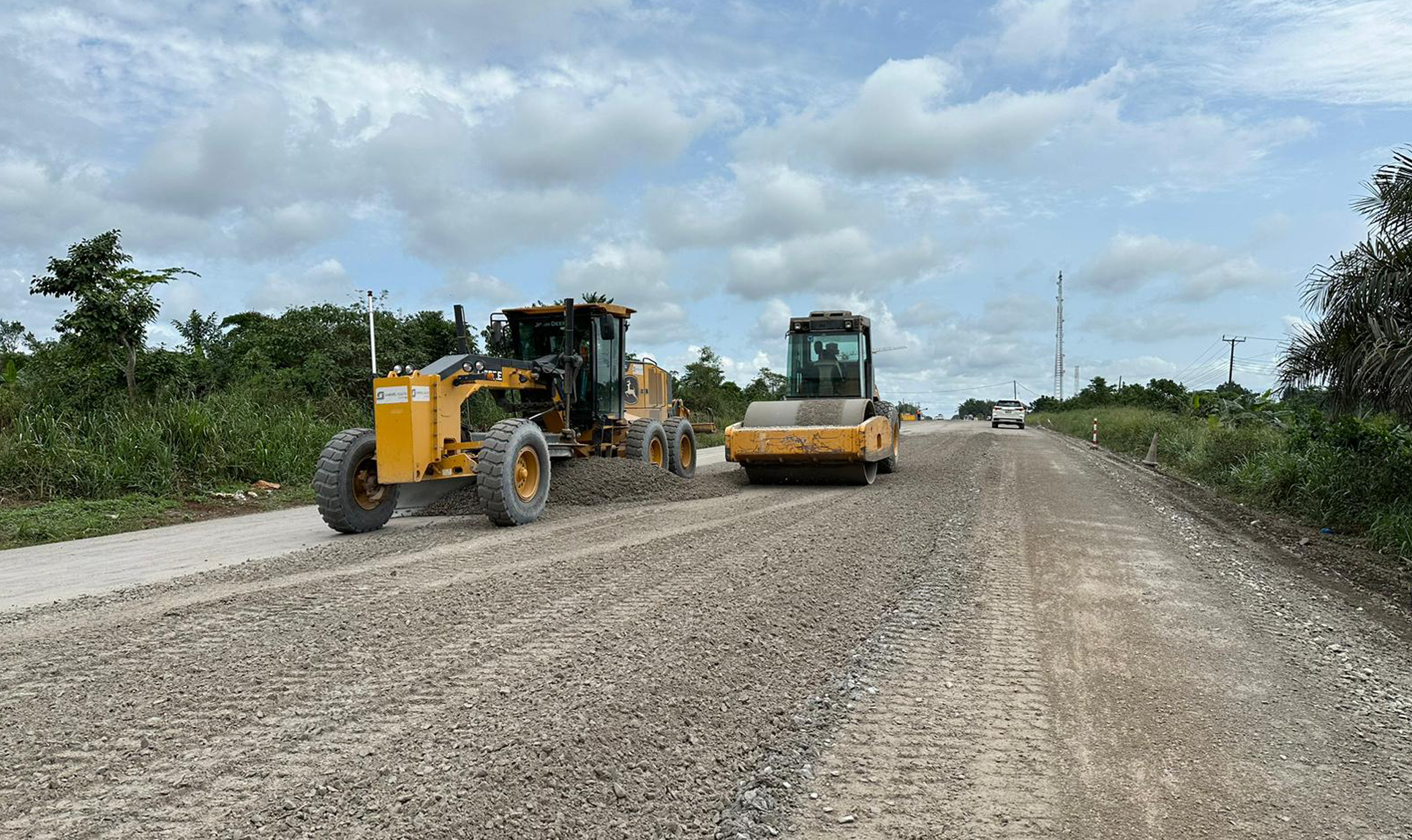 Reconstrução do projeto rodoviário Tarkwa - Agona Nkwanta