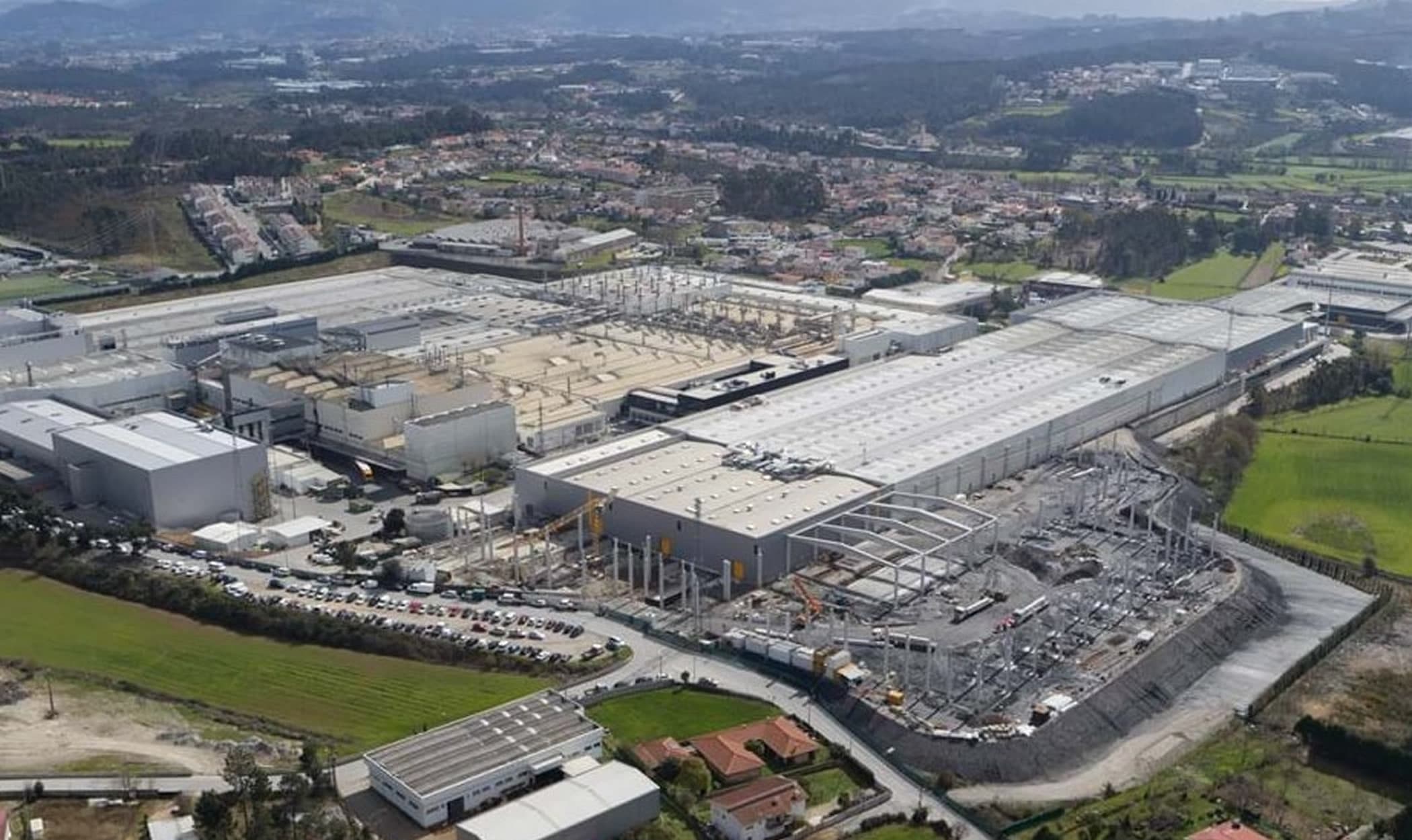 Aumento das instalações da indústria de pneus Continental Mabor