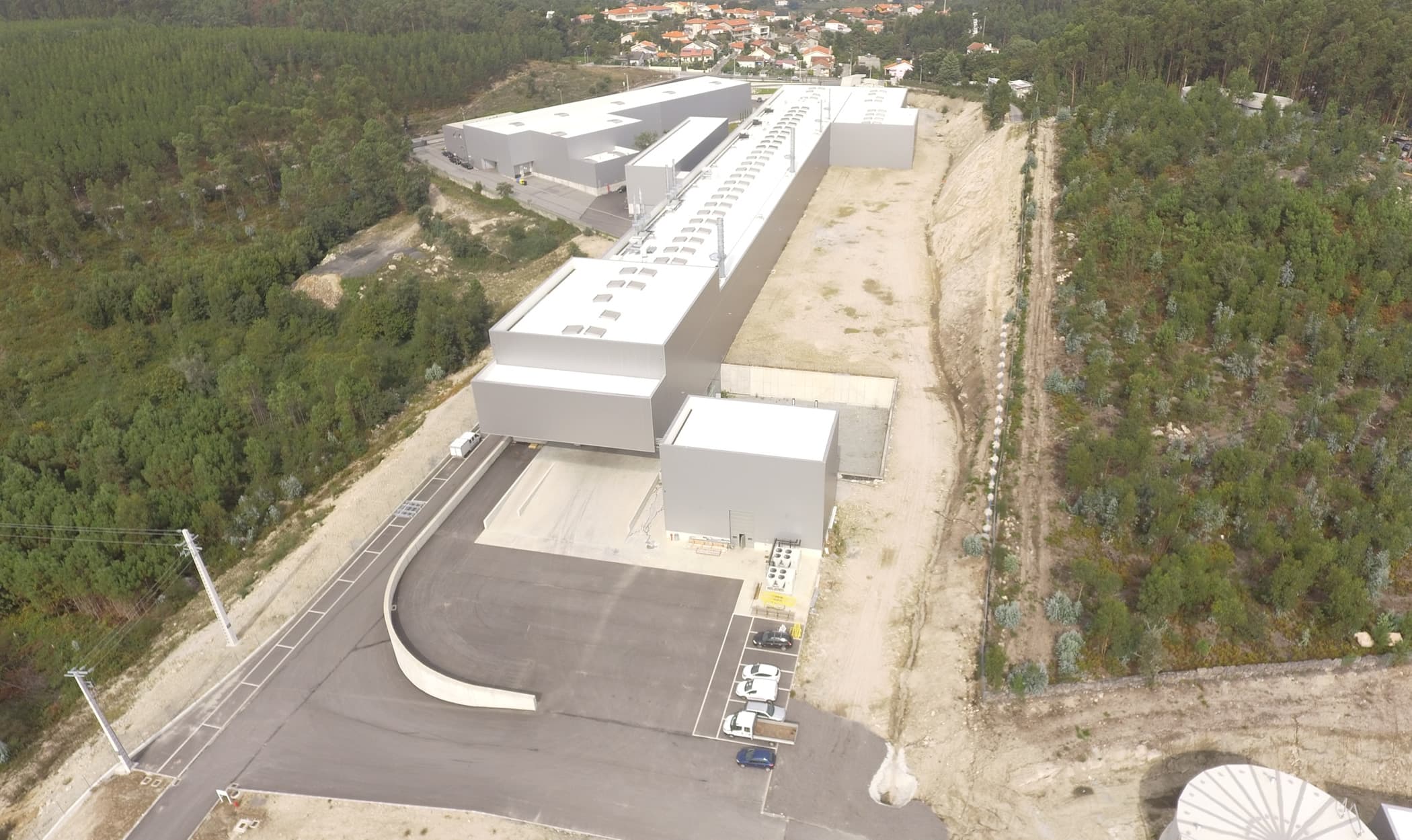 Unidade Industrial RACLAC em Famalicão