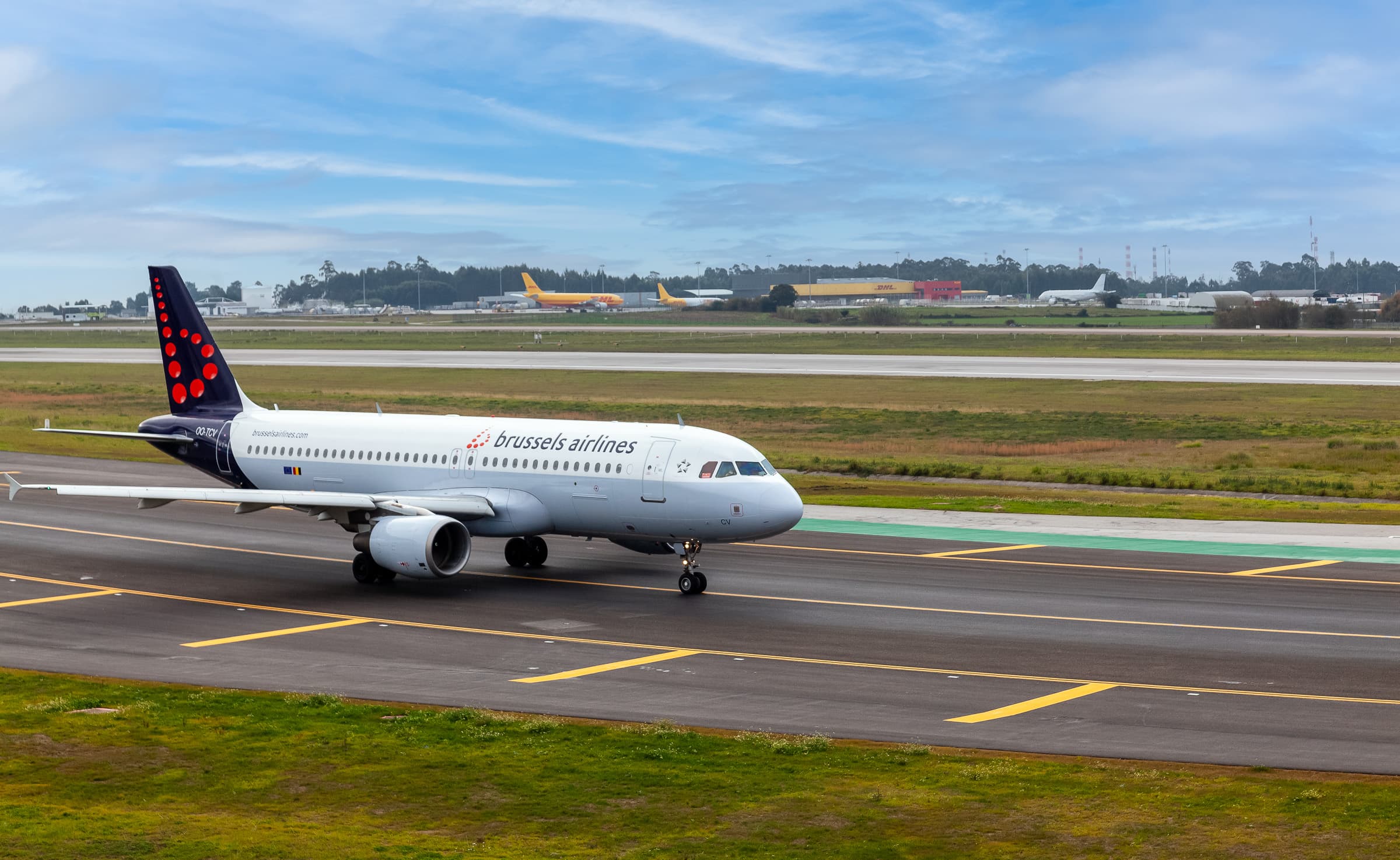 Ampliação do caminho de circulação F, do Aeroporto Sá Carneiro 3
