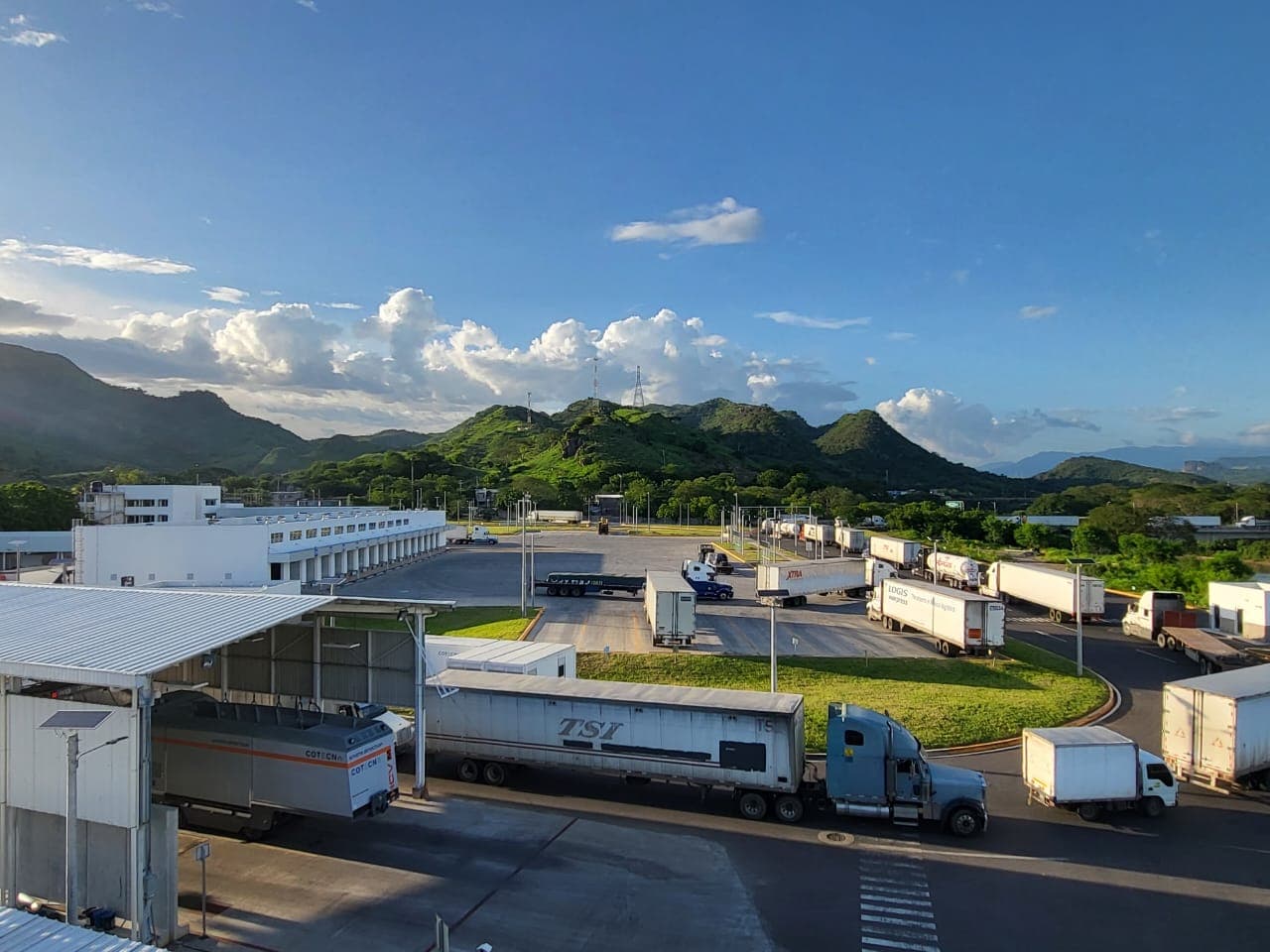 Concepção e Construção do Posto Fronteiriço de El Amatillo 2