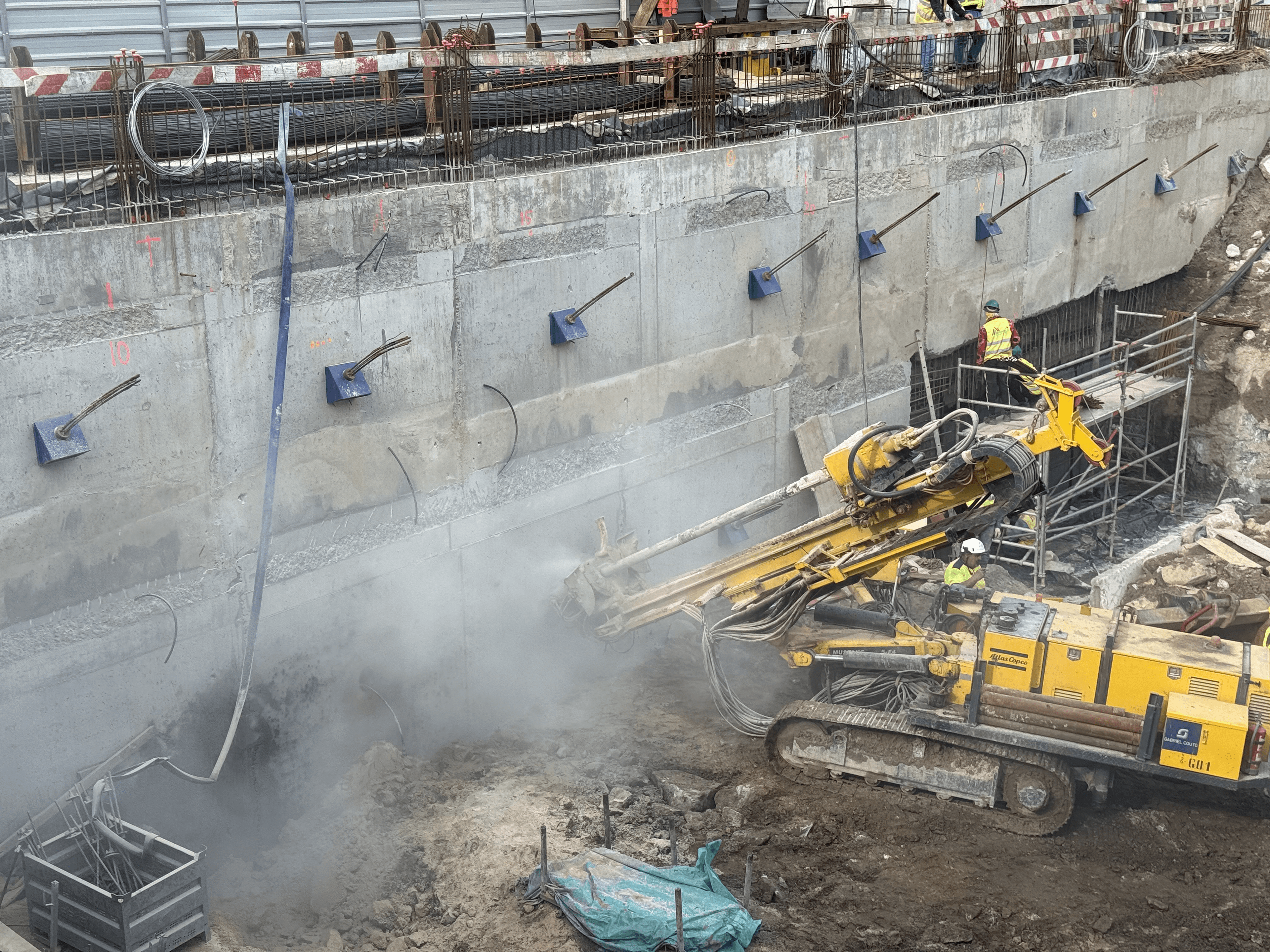 ESTRUTURAS DE CONTENÇÃO