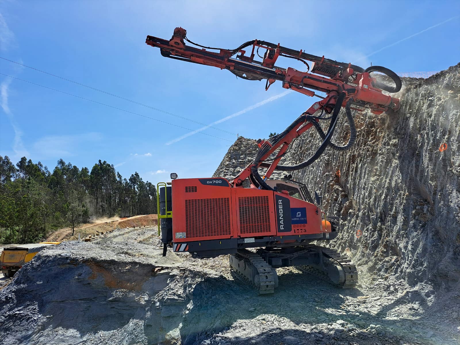 ESTABILIZAÇÃO DE TALUDES